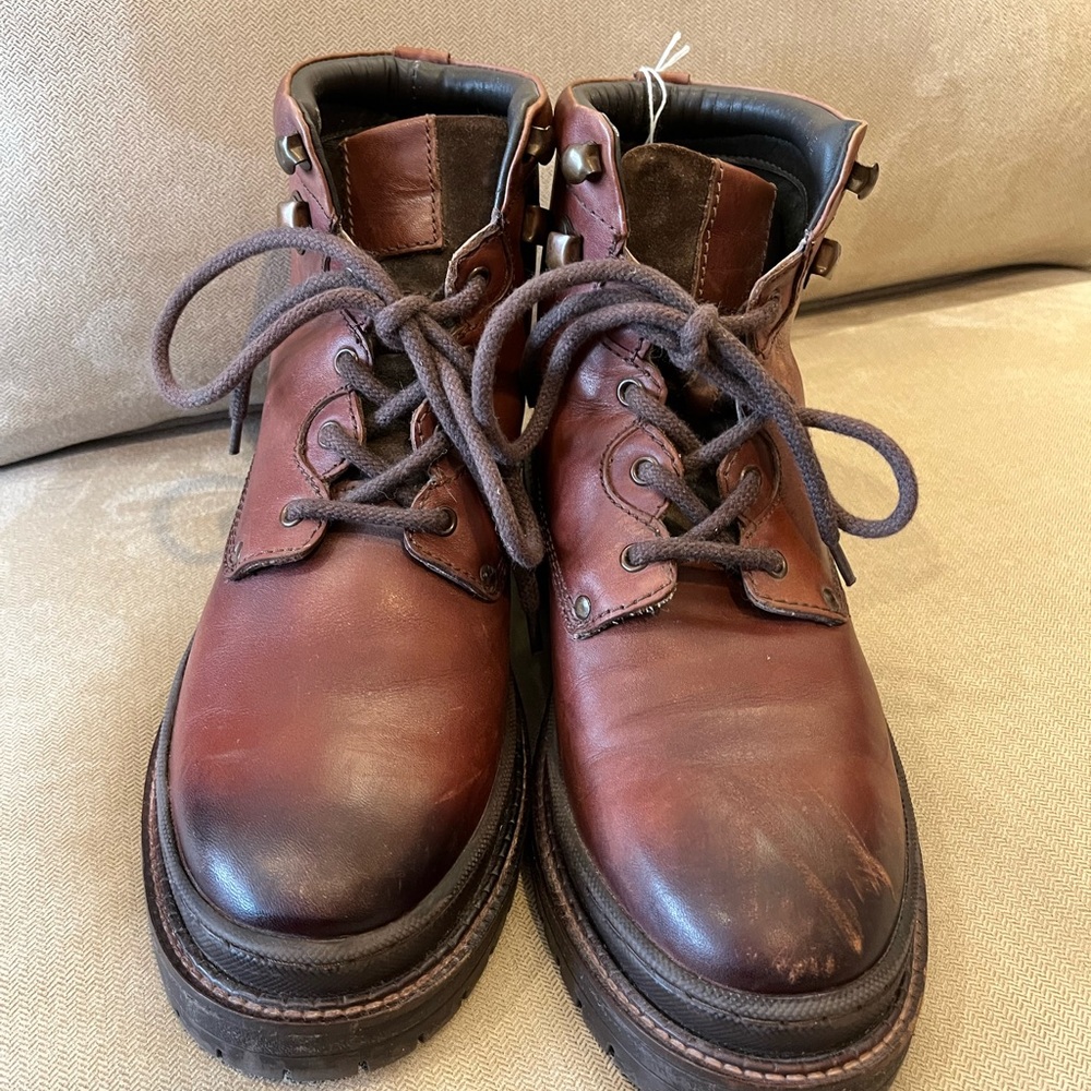 Men's Classic Brown Leather Boots
